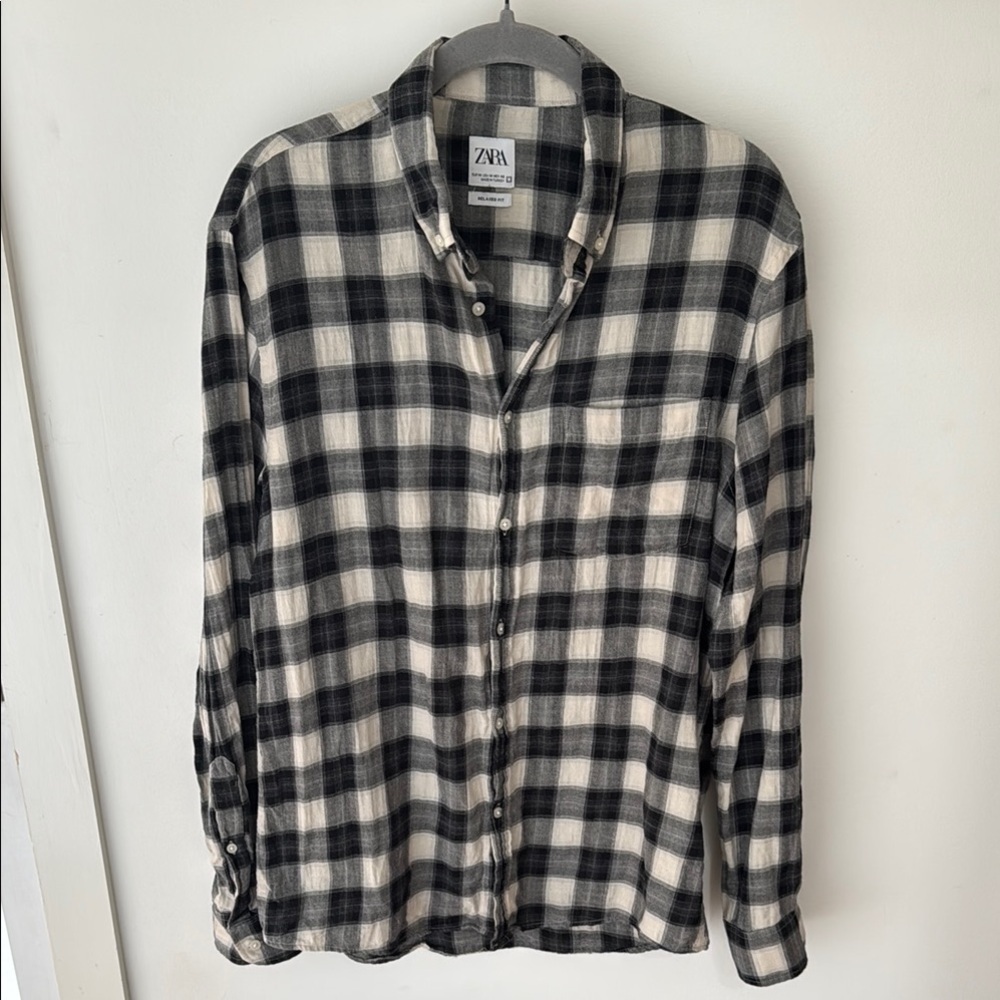 Zara Men’s Lightweight Plaid Button Down Shirt Size M